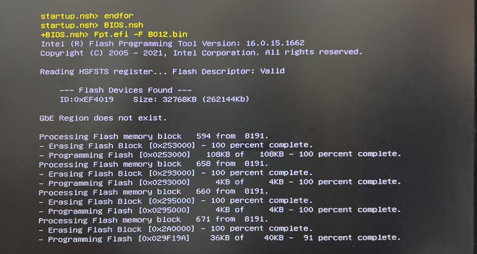Skynew ファンレスPC 第12世代 インテル Core i7 (10コア/12