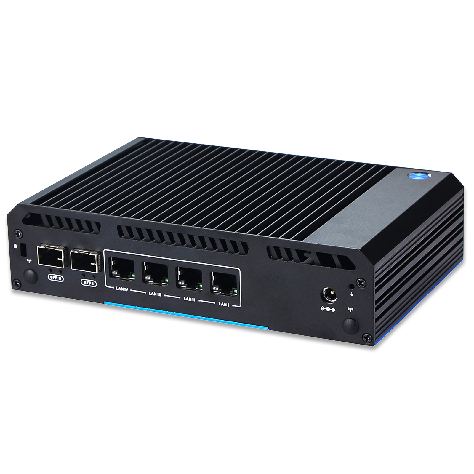 Skynew S7 ファンレス小型PC 前面SFP+ LAN USBポート外観